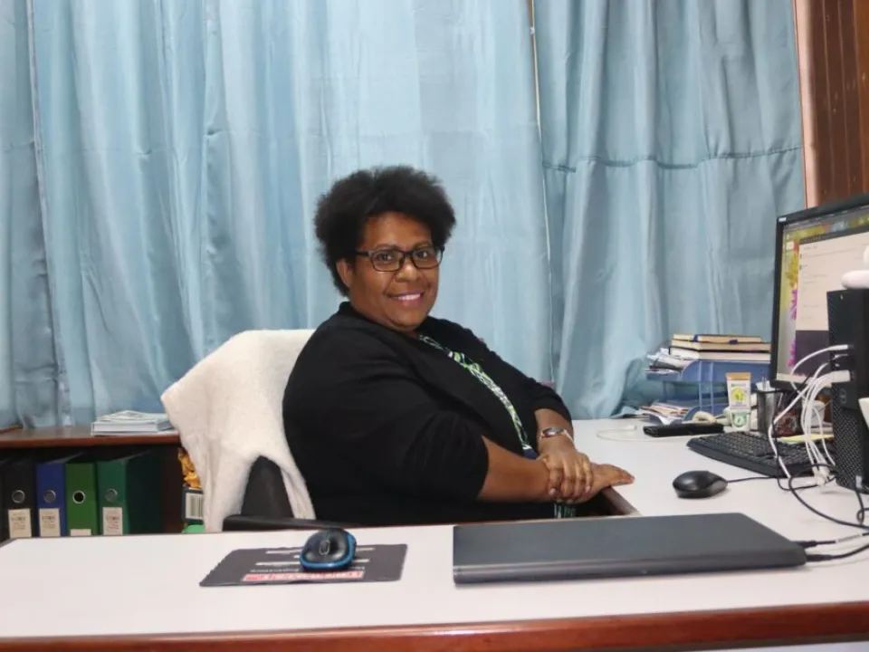 Dr Betty