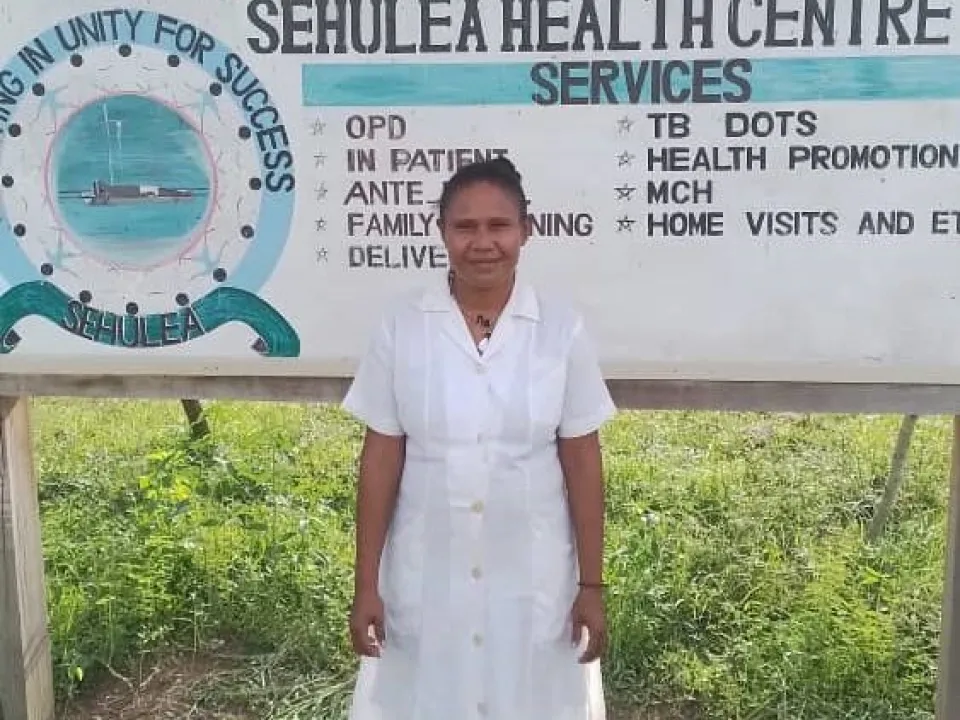 Elsie-Meiki-at-Sehulea-Health-Clinic